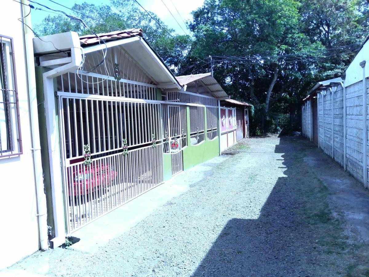 Alexander B&B Alajuela Luaran gambar