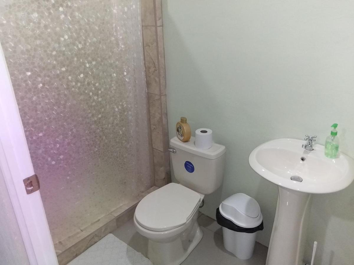 Alexander B&B Alajuela Luaran gambar