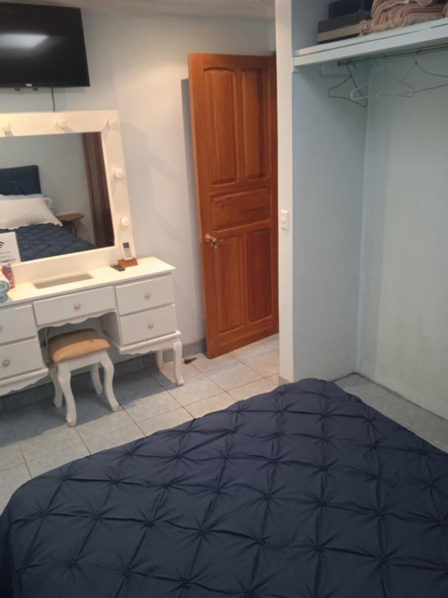 Alexander B&B Alajuela Luaran gambar